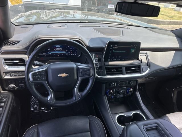 Used 2024 Chevrolet Suburban Premier image 27