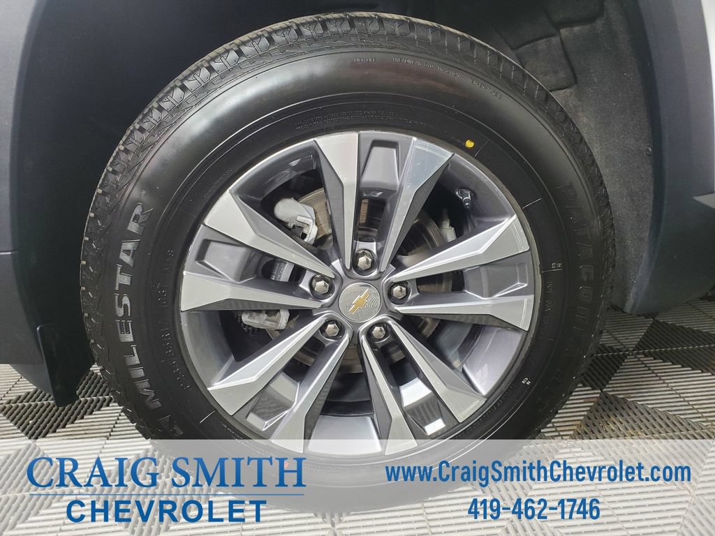 Used 2025 Chevrolet Equinox LT FWD image 30