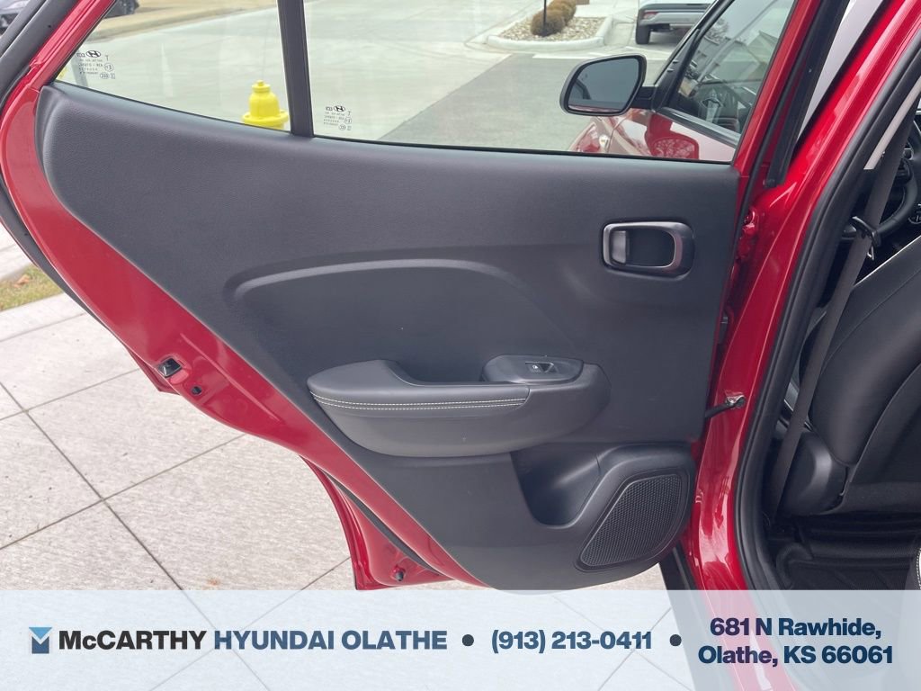Certified 2024 Hyundai Venue Limited image 22