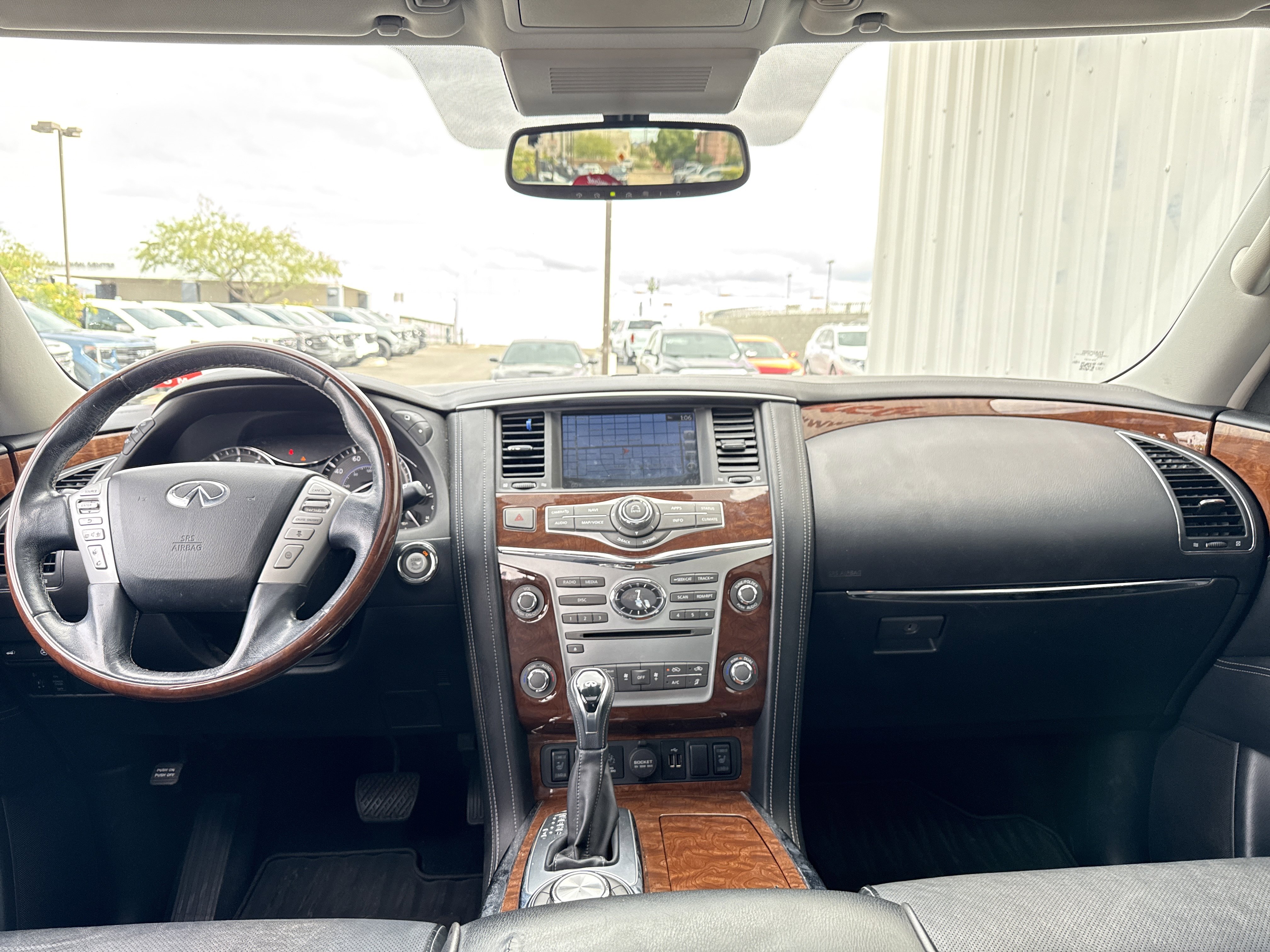 Used 2019 INFINITI QX80 Luxe w/ Proassist Package image 17
