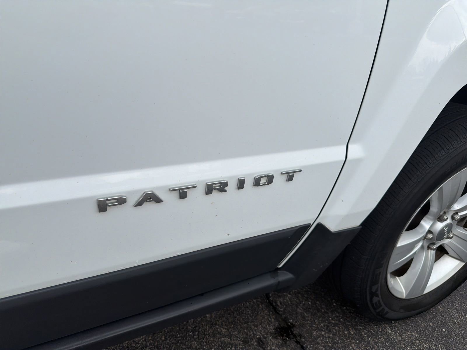 Used 2017 Jeep Patriot Latitude image 27