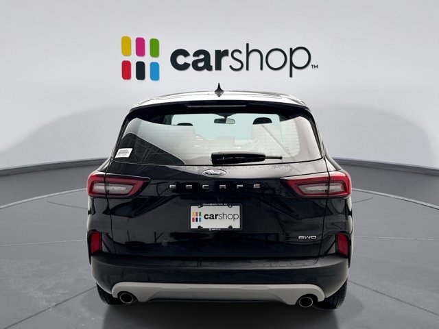 Used 2023 Ford Escape AWD image 4