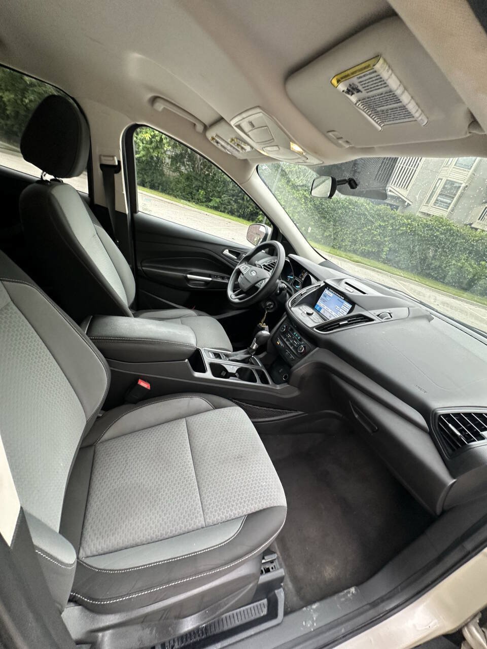Used 2017 Ford Escape SE w/ Equipment Group 201A FWD image 21