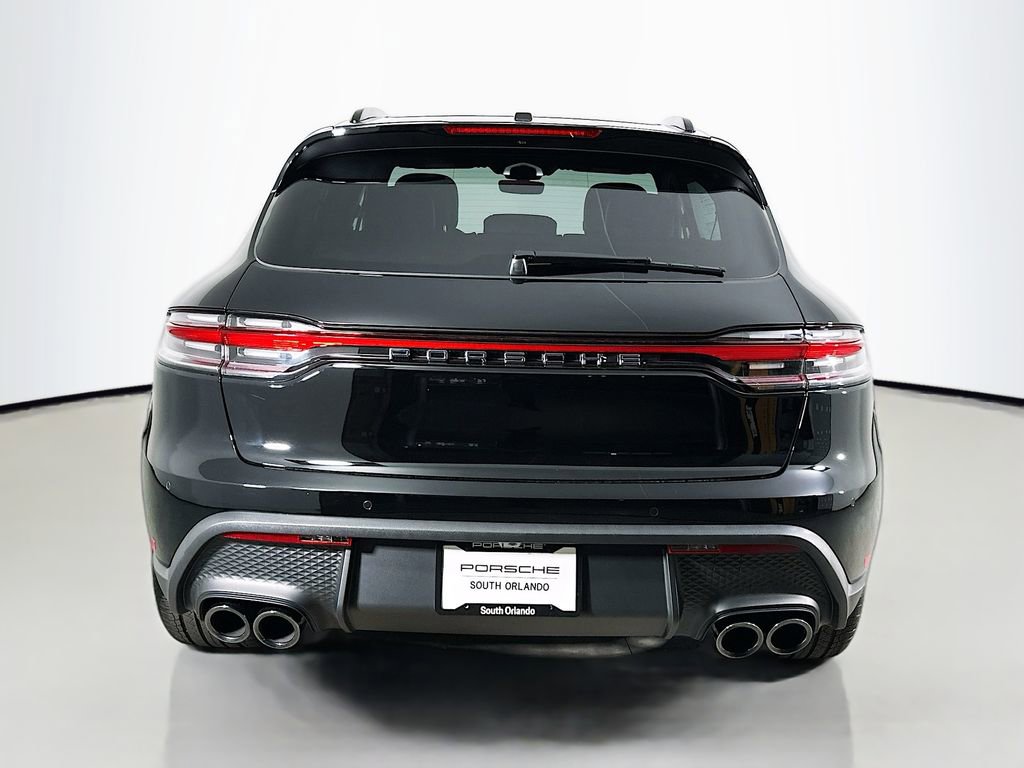 Certified 2026 Porsche Macan AWD/4WD image 10