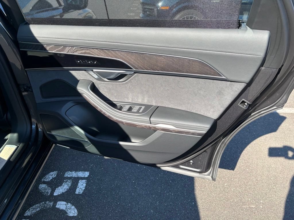 New 2027 Audi A8 L 3.0T AWD/4WD image 23