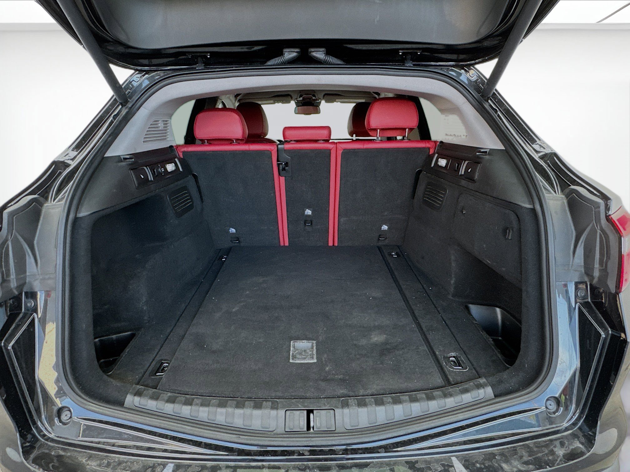 Used 2020 Alfa Romeo Stelvio w/ Nero Edizione image 17