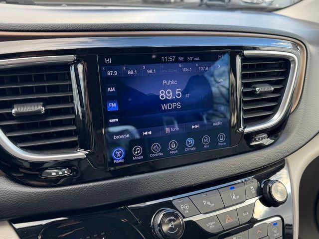 Used 2017 Chrysler Pacifica Touring-L Plus w/ Advanced Safetytec Group image 26