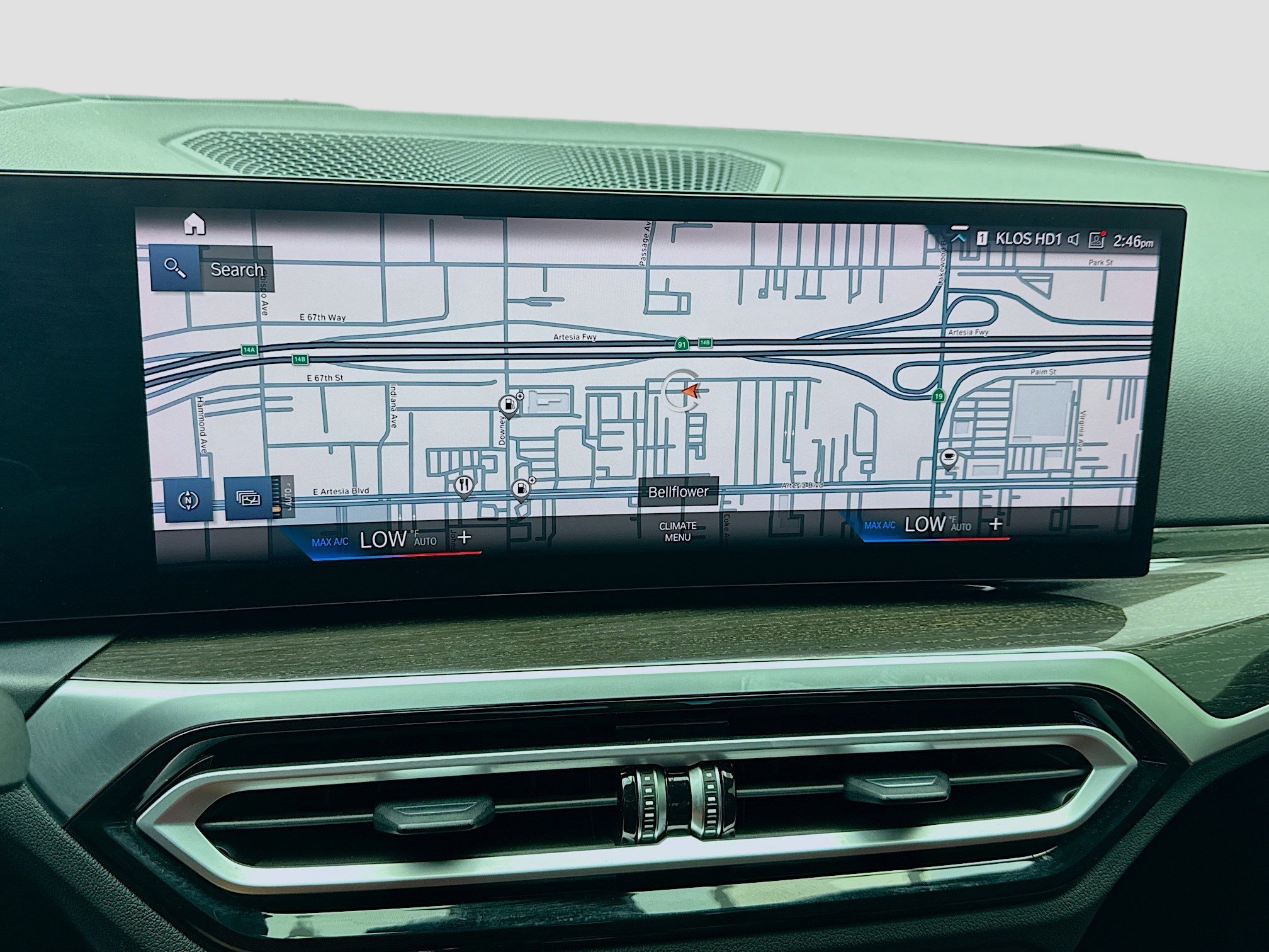 Used 2023 BMW M340i w/ Premium Package image 9