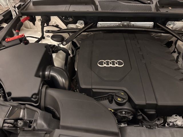 Used 2022 Audi Q5 2.0T Premium w/ Convenience Package image 22