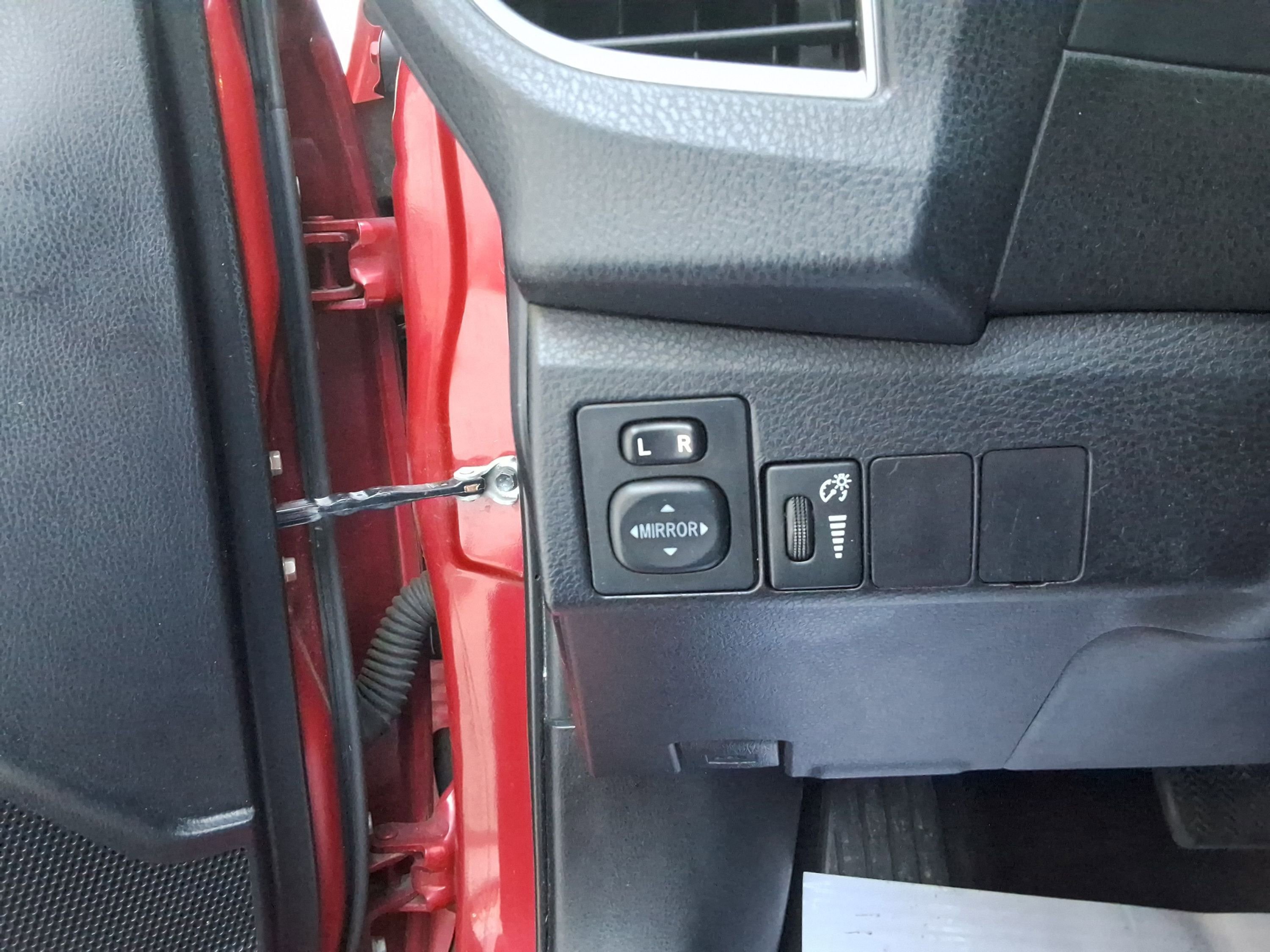 Used 2015 Toyota Corolla S image 19