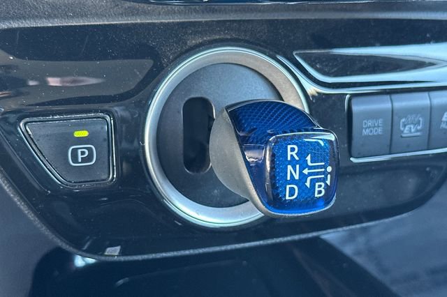 Certified 2022 Toyota Prius Prime XLE image 32