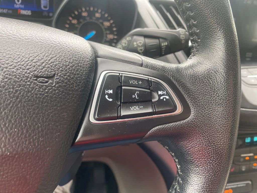 Used 2019 Ford Escape SEL image 27
