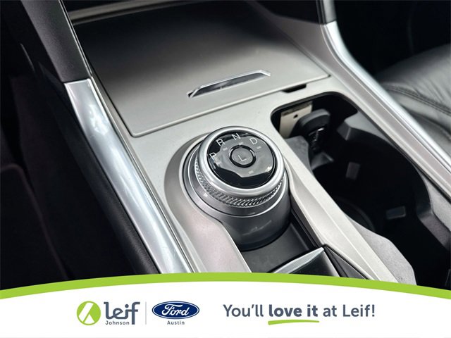 Used 2023 Ford Explorer Platinum w/ Technology Package image 26