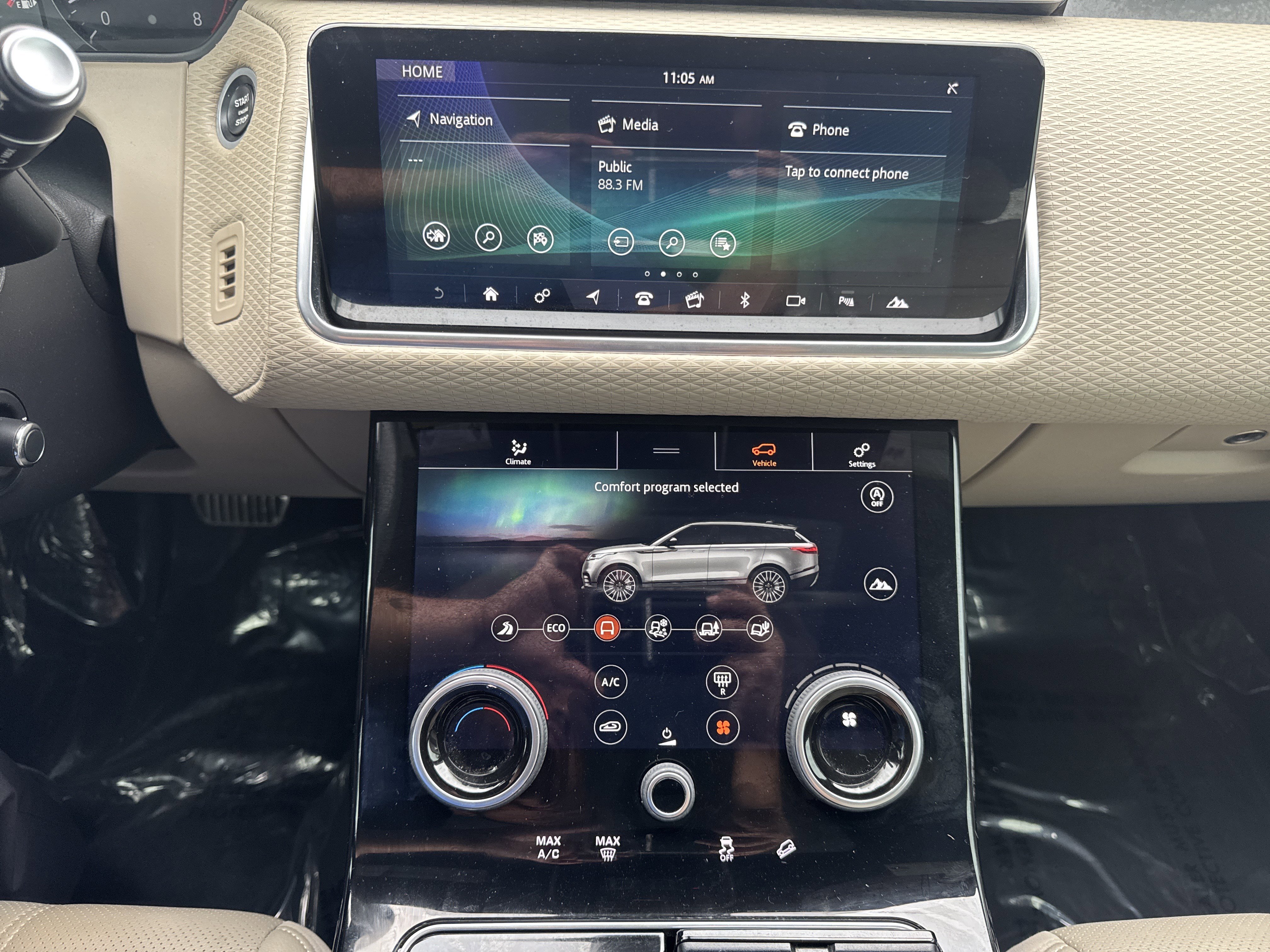 Used 2020 Land Rover Range Rover Velar R-Dynamic S image 19