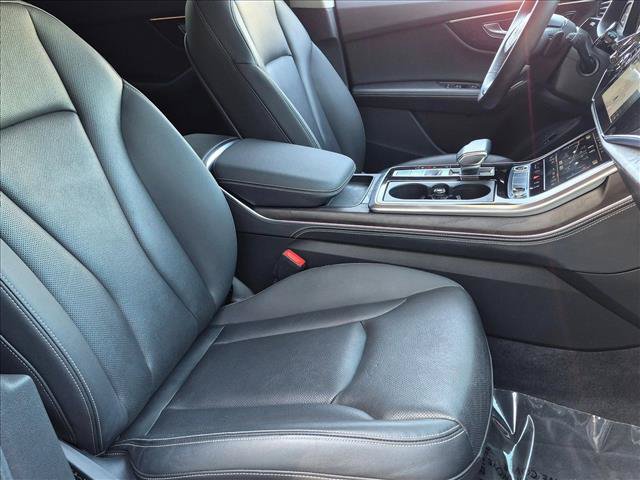 Used 2022 Audi Q8 Prestige w/ Prestige Package AWD/4WD image 19