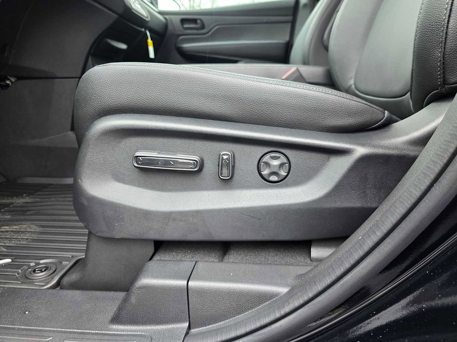New 2026 Honda Odyssey EX-L image 24
