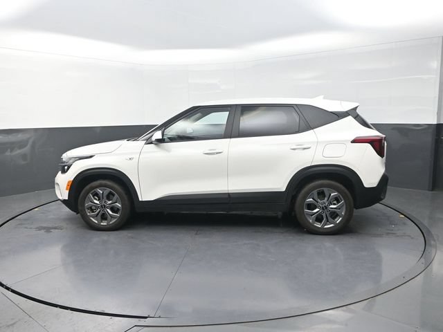 Used 2024 Kia Seltos LX AWD/4WD image 6