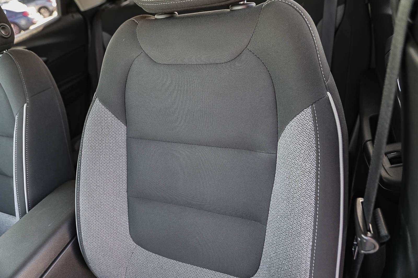 Used 2023 Chevrolet TrailBlazer LT FWD image 24