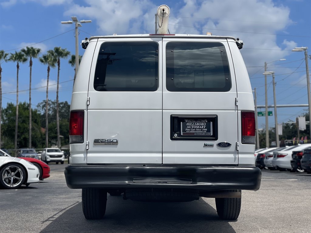 Used 2009 Ford E-250 and Econoline 250 Extended RWD image 19
