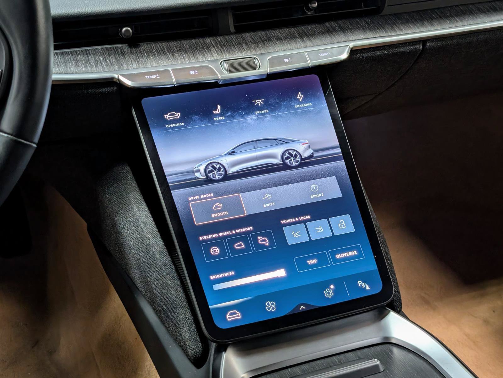 Used 2024 Lucid Air Touring AWD/4WD image 33