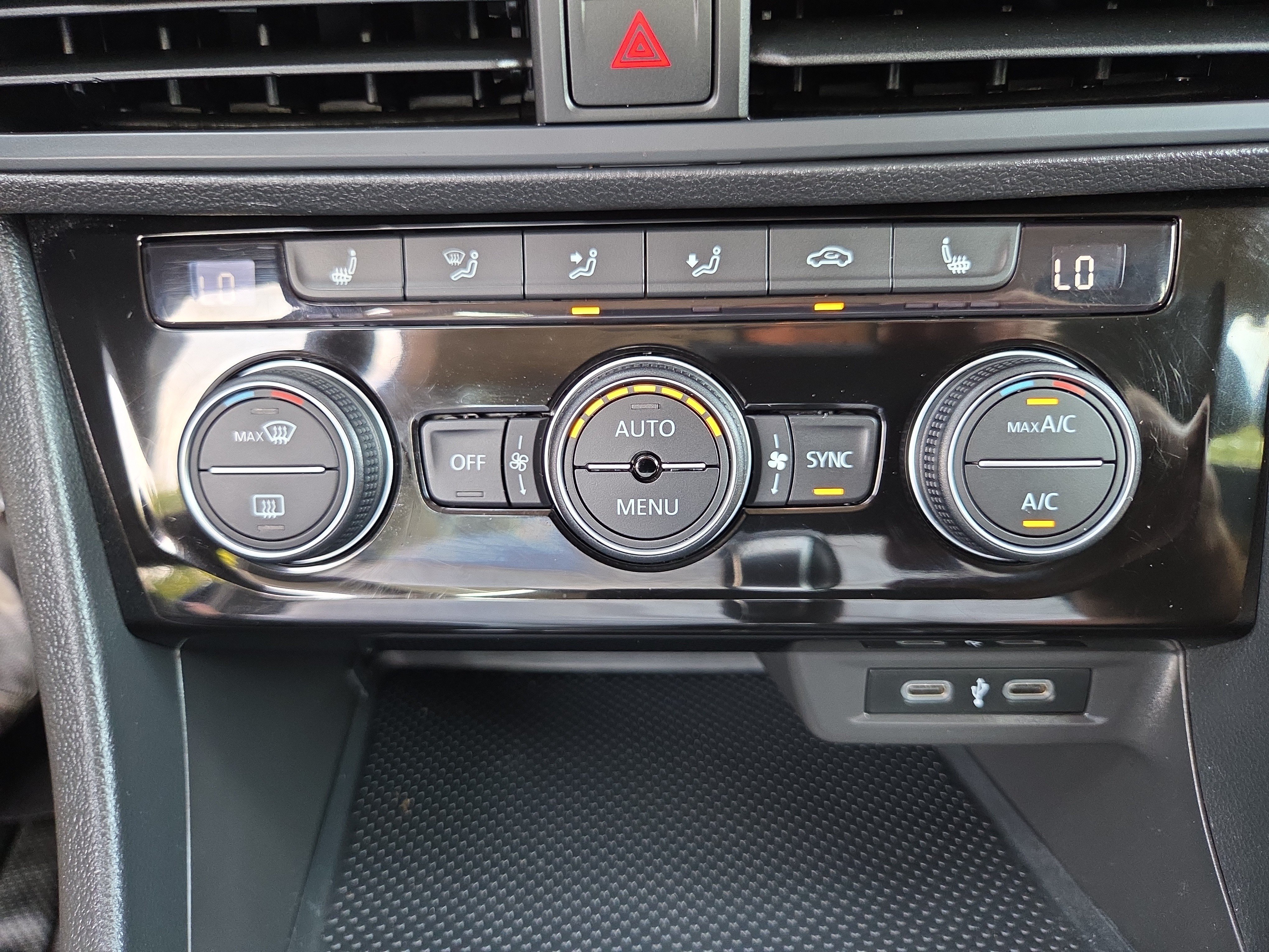 Used 2022 Volkswagen Jetta SE FWD image 27