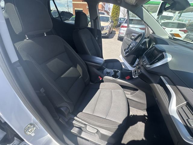 Used 2023 GMC Terrain SLE w/ Driver Convenience Package image 25