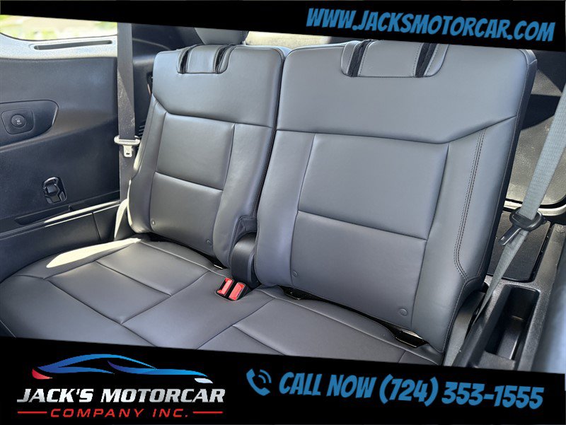 Used 2025 Ford Explorer Active w/ Active Comfort Package AWD/4WD image 39