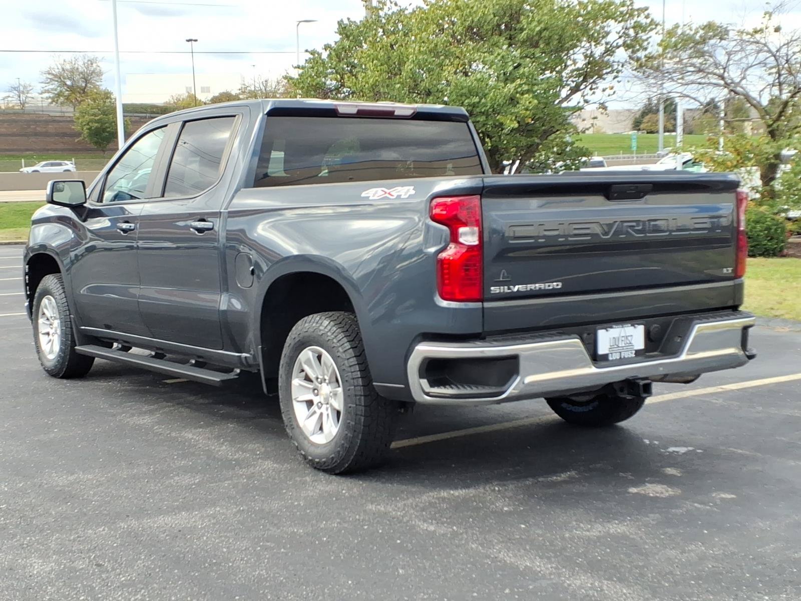 Used 2021 Chevrolet Silverado 1500 LT AWD/4WD image 5