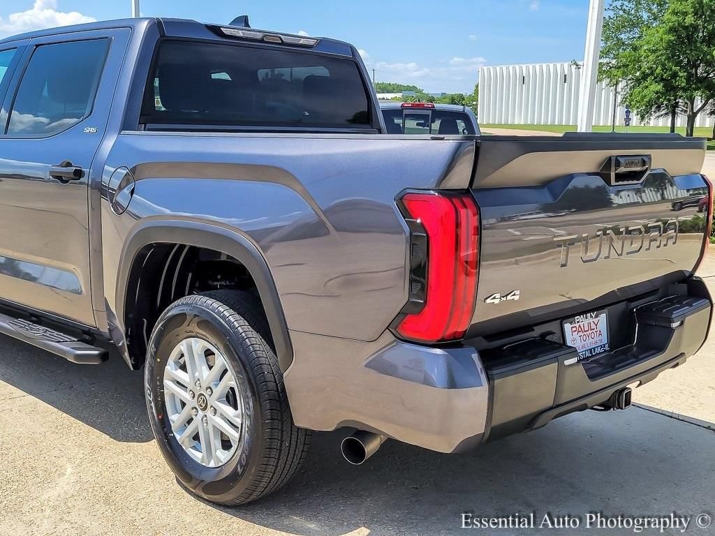 Used 2022 Toyota Tundra SR5 AWD/4WD image 6