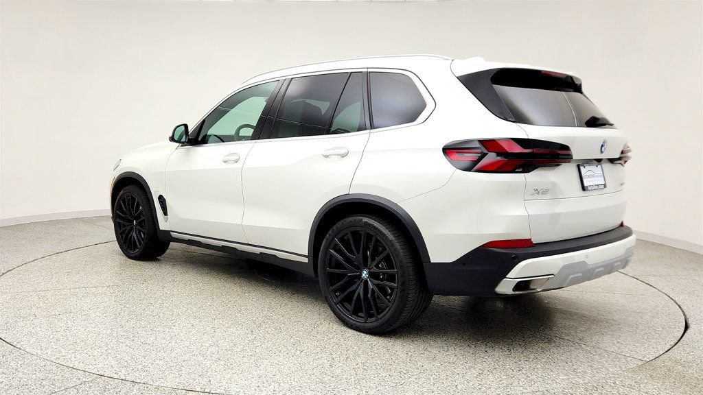 Used 2025 BMW X5 xDrive40i AWD/4WD image 7