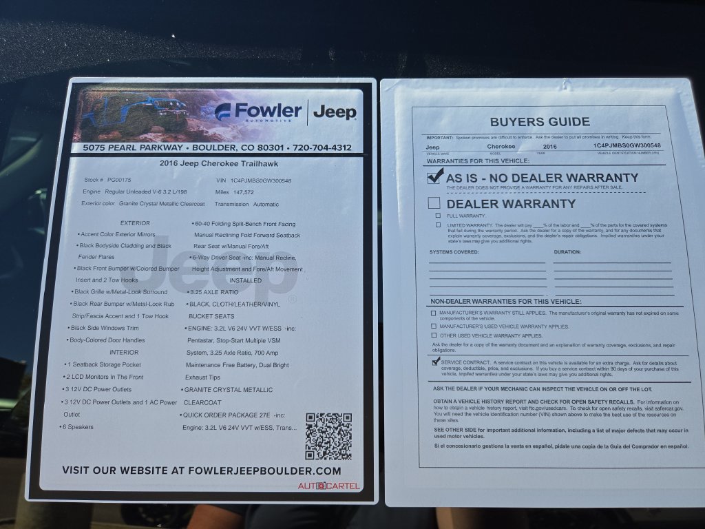 Used 2016 Jeep Cherokee Trailhawk AWD/4WD image 31