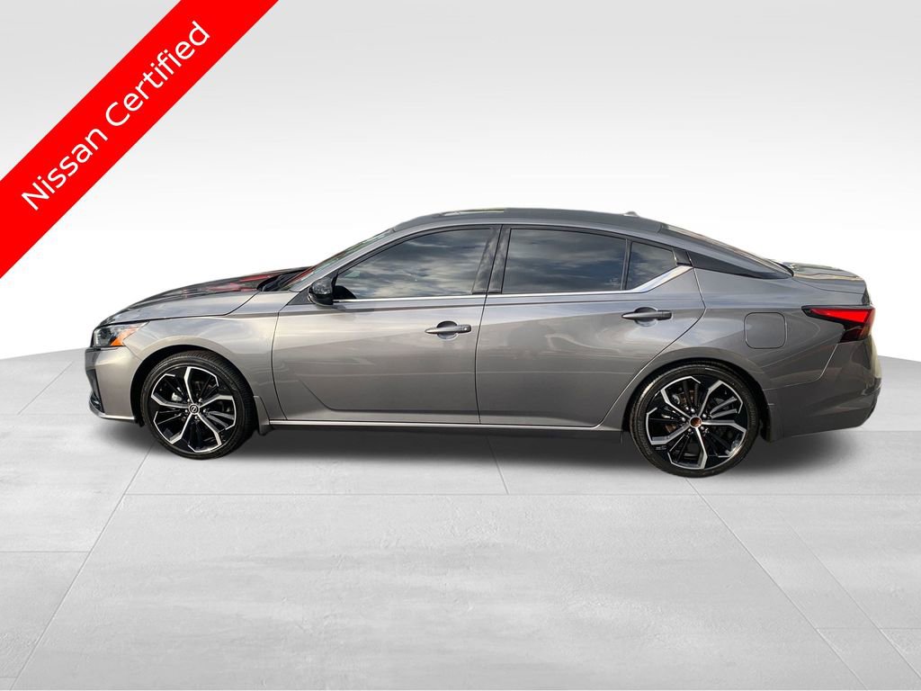 Used 2024 Nissan Altima 2.5 SR w/ SR Premium Package FWD video 2