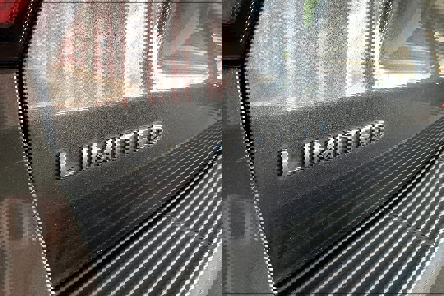 Used 2020 Ford Expedition Limited w/ Special Edition Package image 7