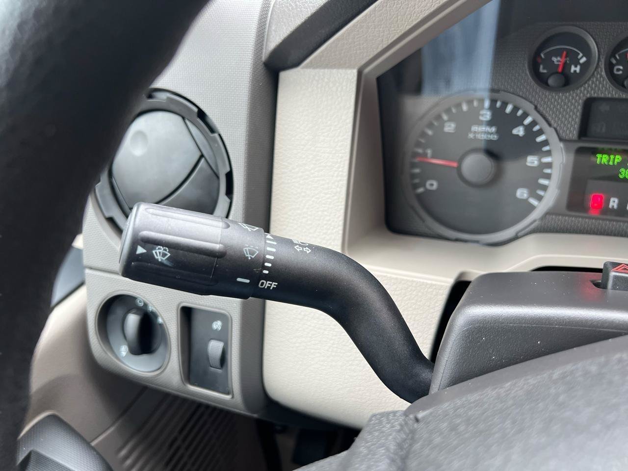 Used 2008 Ford F350 XLT AWD/4WD image 30
