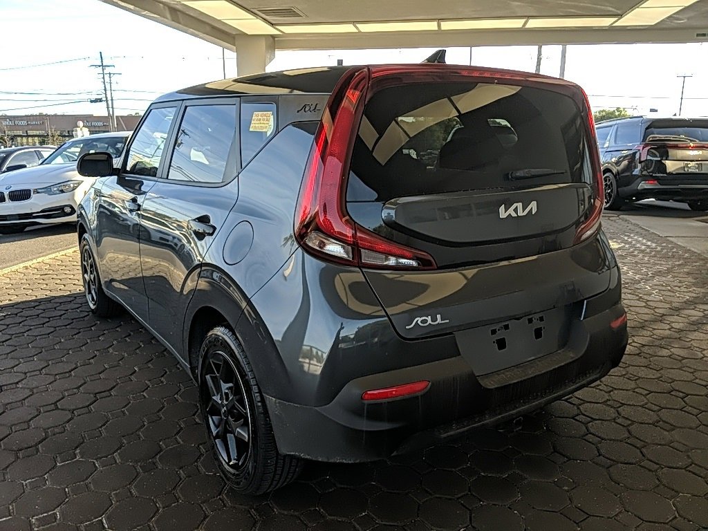 Used 2022 Kia Soul S image 7