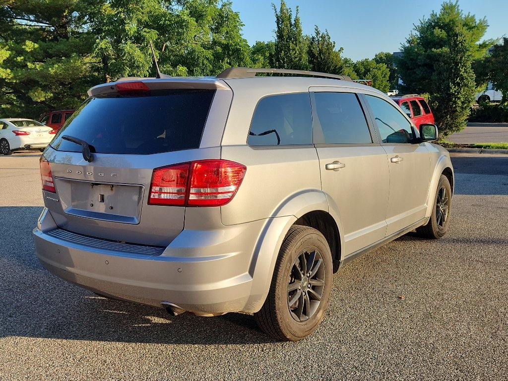 Used 2020 Dodge Journey SE w/ SE Popular Equipment Group FWD image 7
