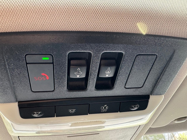 Used 2021 Nissan Rogue SV w/ Premium Package FWD image 27