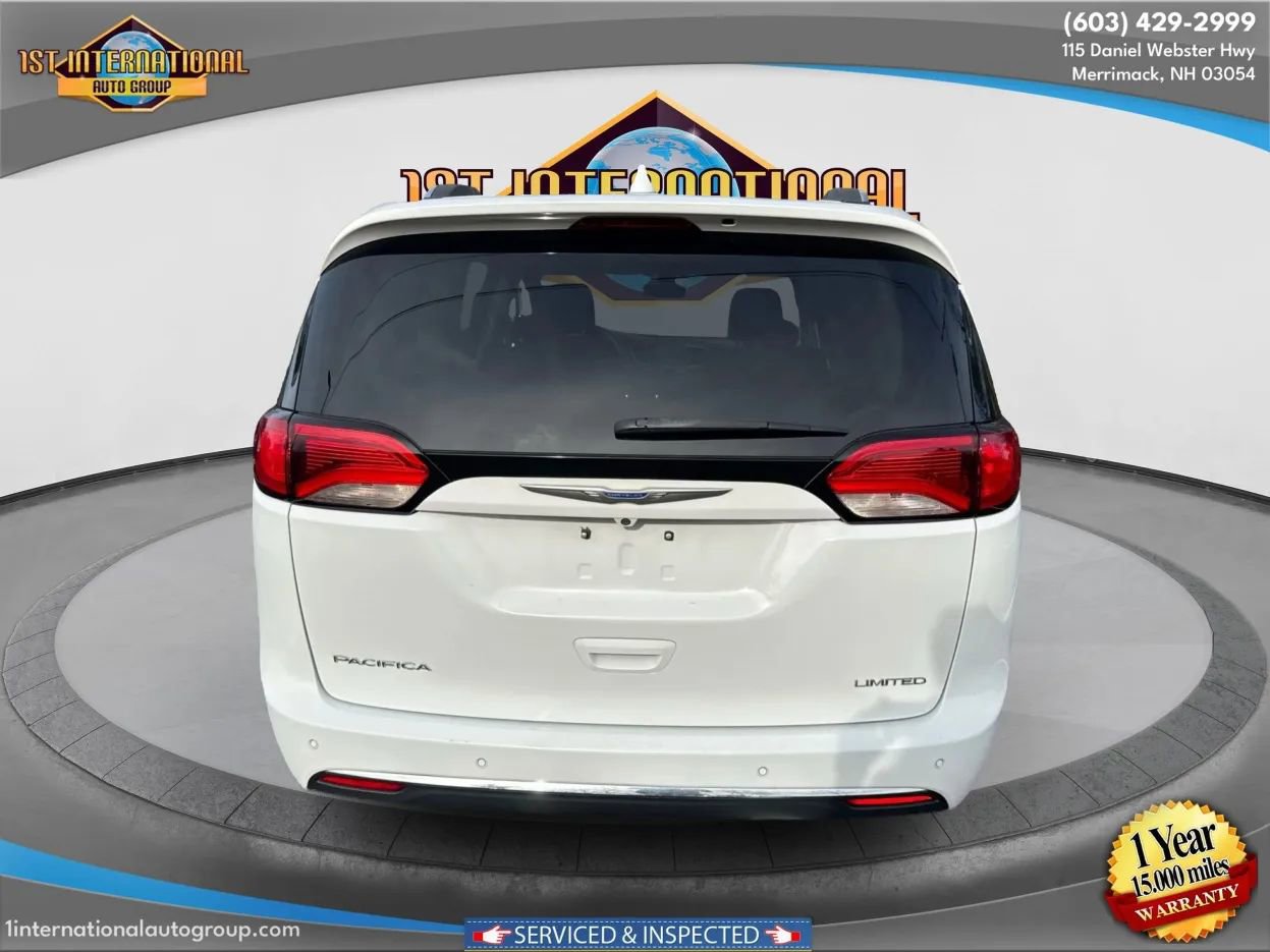 Used 2018 Chrysler Pacifica Limited FWD image 7