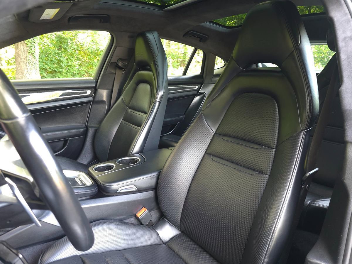 Used 2018 Porsche Panamera Turbo w/ Premium Package Plus AWD/4WD image 12