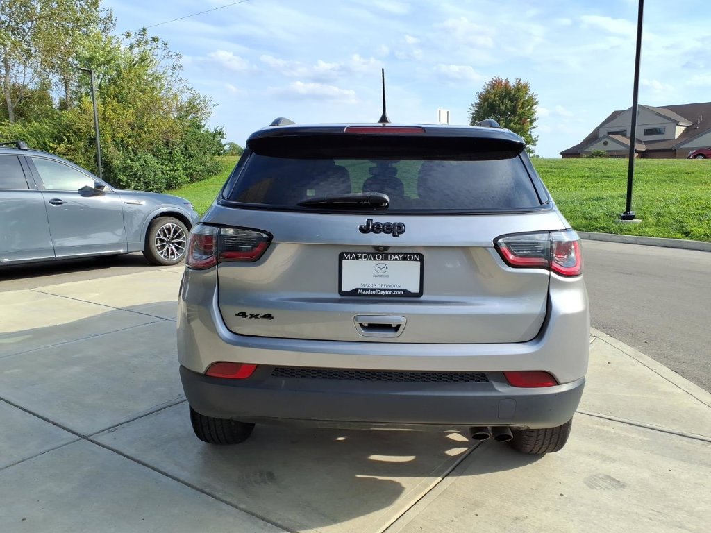 Used 2019 Jeep Compass Latitude AWD/4WD image 6