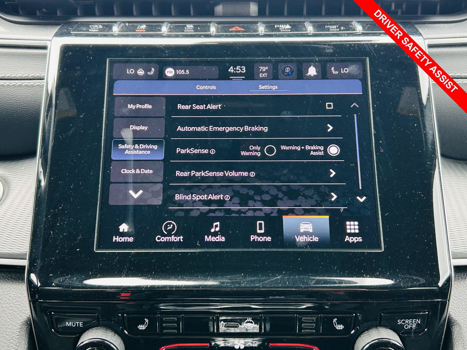 Used 2023 Jeep Grand Cherokee L Laredo AWD/4WD image 7