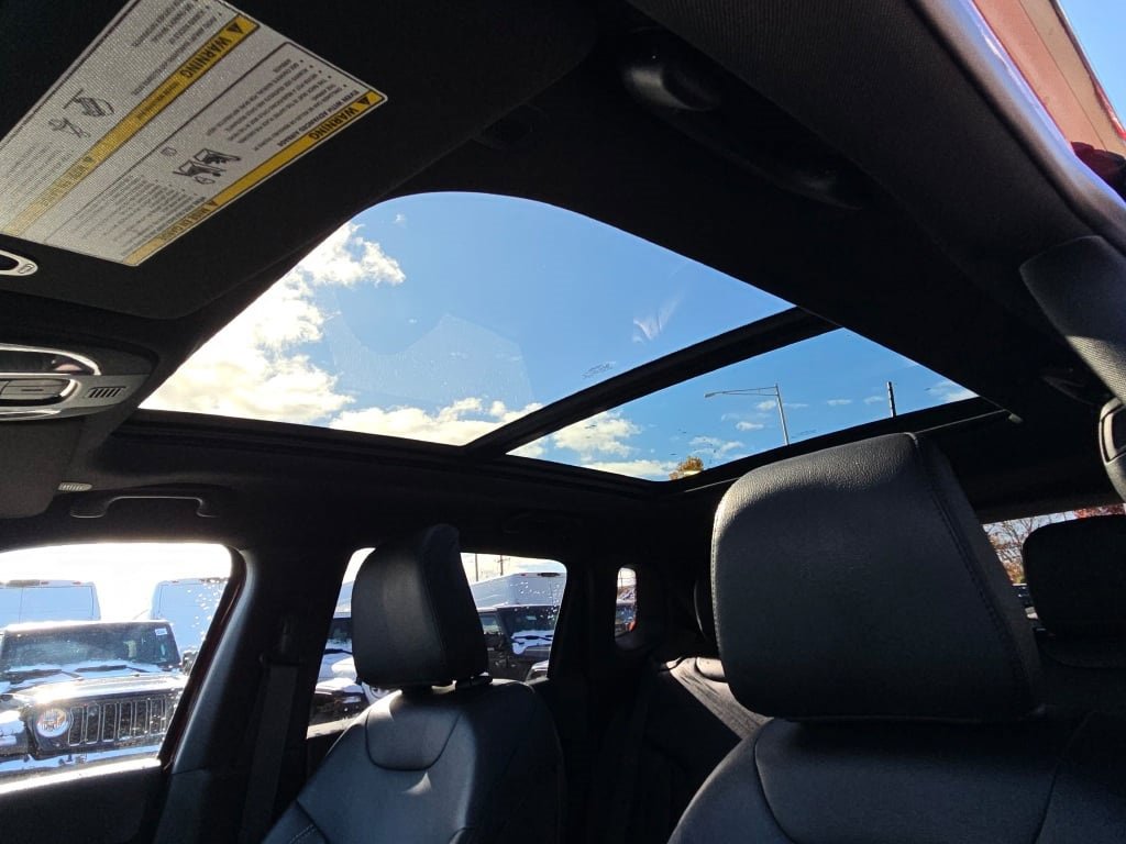 Used 2022 Jeep Compass High Altitude image 24