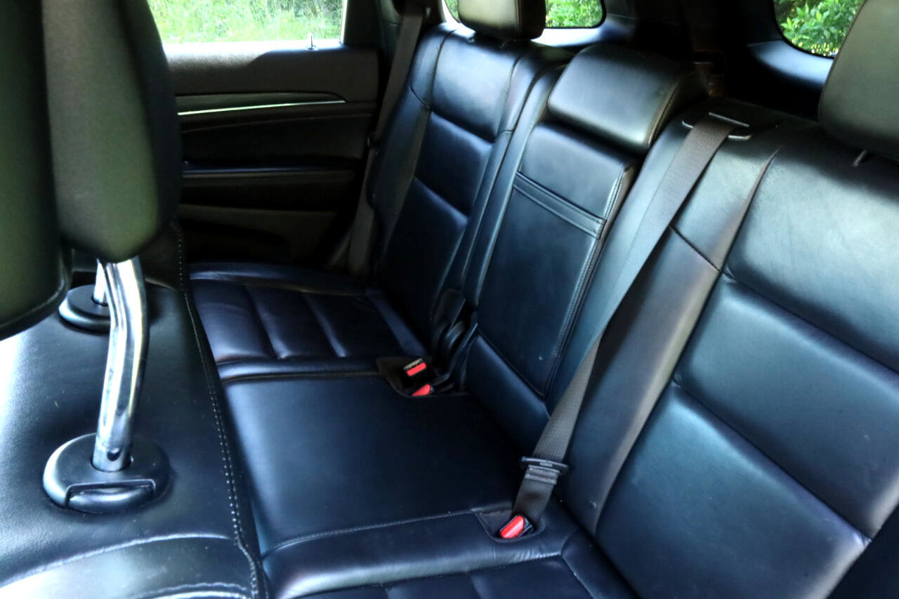 Used 2021 Jeep Grand Cherokee Limited image 14