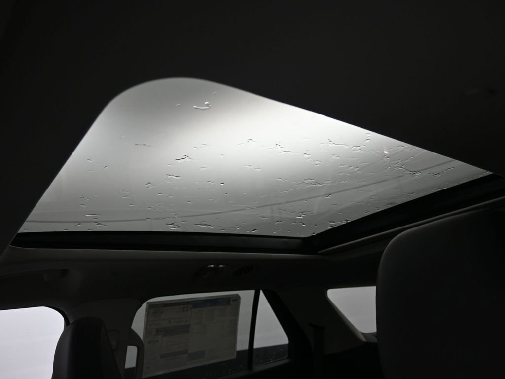 New 2026 Ford Explorer Active w/ Active Comfort Package image 23