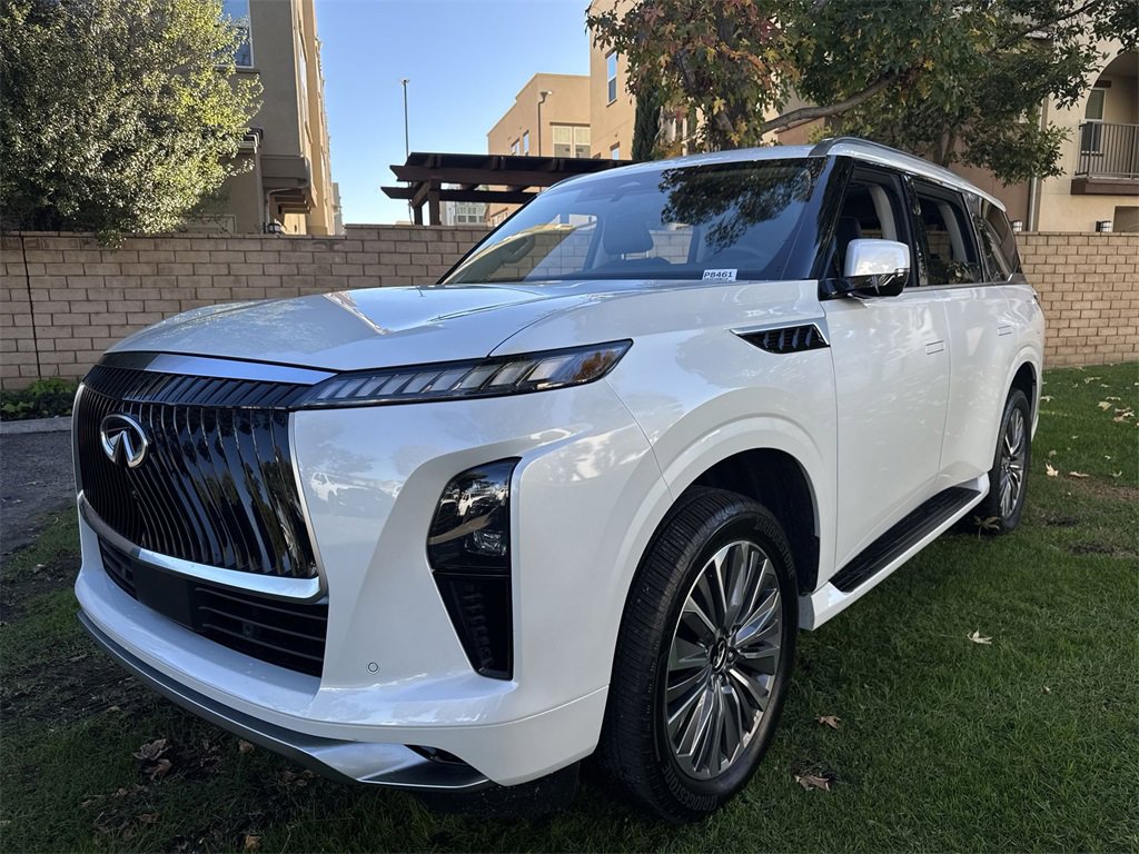 Used 2025 INFINITI QX80 Luxe image 9