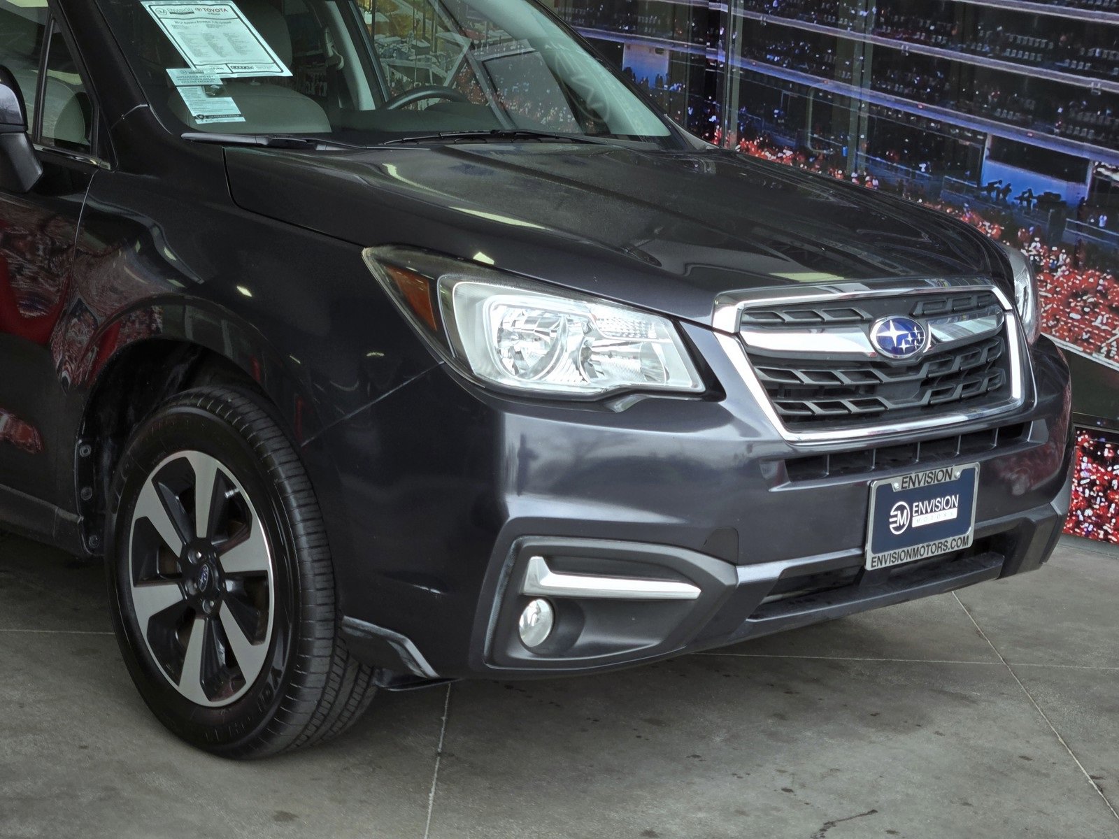 Used 2017 Subaru Forester 2.5i Limited image 2