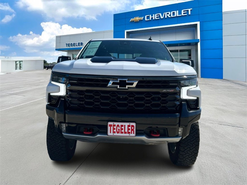 Used 2022 Chevrolet Silverado 1500 ZR2 w/ Technology Package image 2
