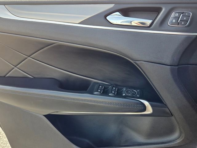 Used 2019 Lincoln MKC Reserve w/ MKC Technology Package FWD image 31