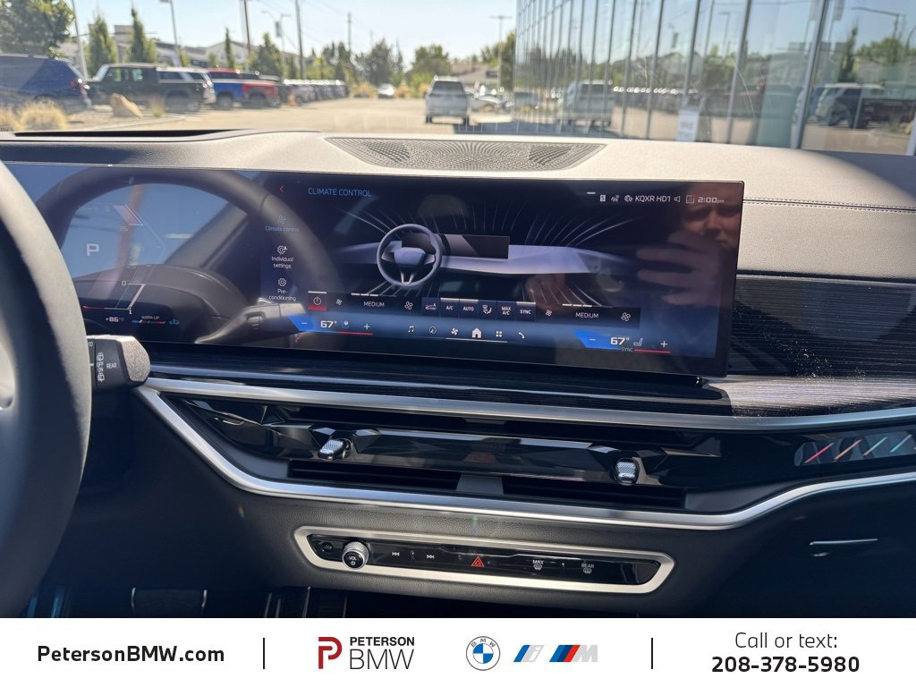 New 2026 BMW X7 M60i image 11