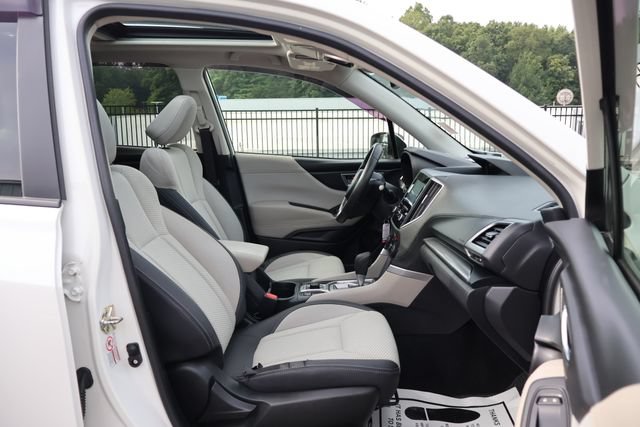 Used 2020 Subaru Forester Premium AWD/4WD image 22